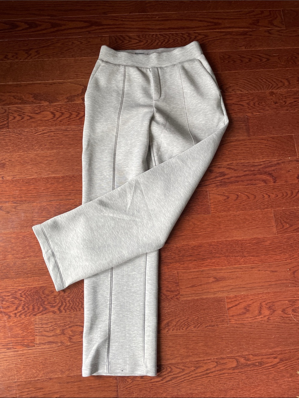 Old Navy Grey Bounce Fleece Jogger sweatpants